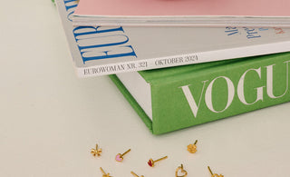 enamel single øreringe, ørestikker, ørestikker enkeltvis, studs som singles, øreringe enkeltvis