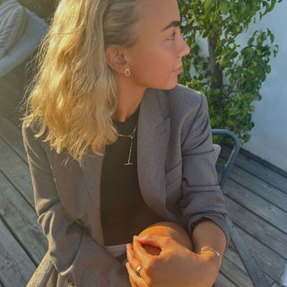 Veraflye’s yndlingssmykker fra ENAMEL – smukke håndplukkede designs i sterlingsølv og 18K forgyldning.