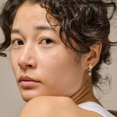 ENAMEL Copenhagen Øreringe, Caia Small Earrings Pearls