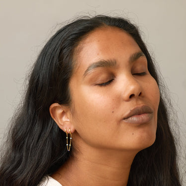 ENAMEL Copenhagen Øreringe, Lola Chain One Piece Earrings Earthtone