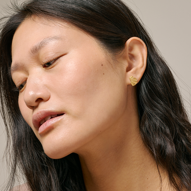 ENAMEL Copenhagen Øreringe, Mini Wave Earrings Gold Plated