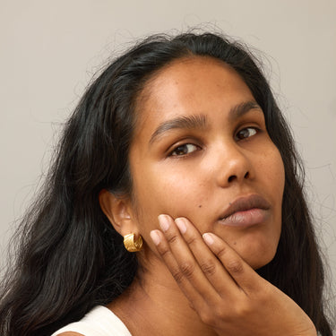 ENAMEL Copenhagen Øreringe, Wave Wide, Medium Earrings Gold Plated