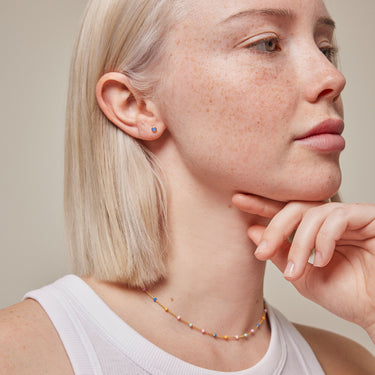 ENAMEL Copenhagen Ørestikker, Enamel Dot Earrings Cornflower