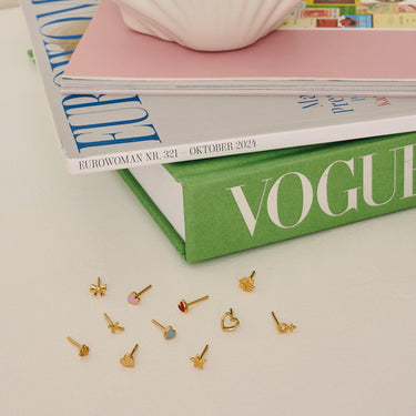 ENAMEL Copenhagen Studs, Amore Earrings Pink