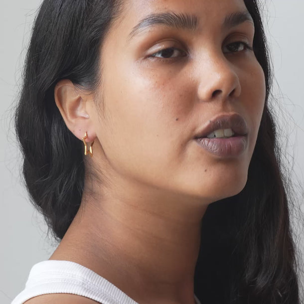 ENAMEL Copenhagen Øreringe, Organic Star Medium Earrings Gold Plated
